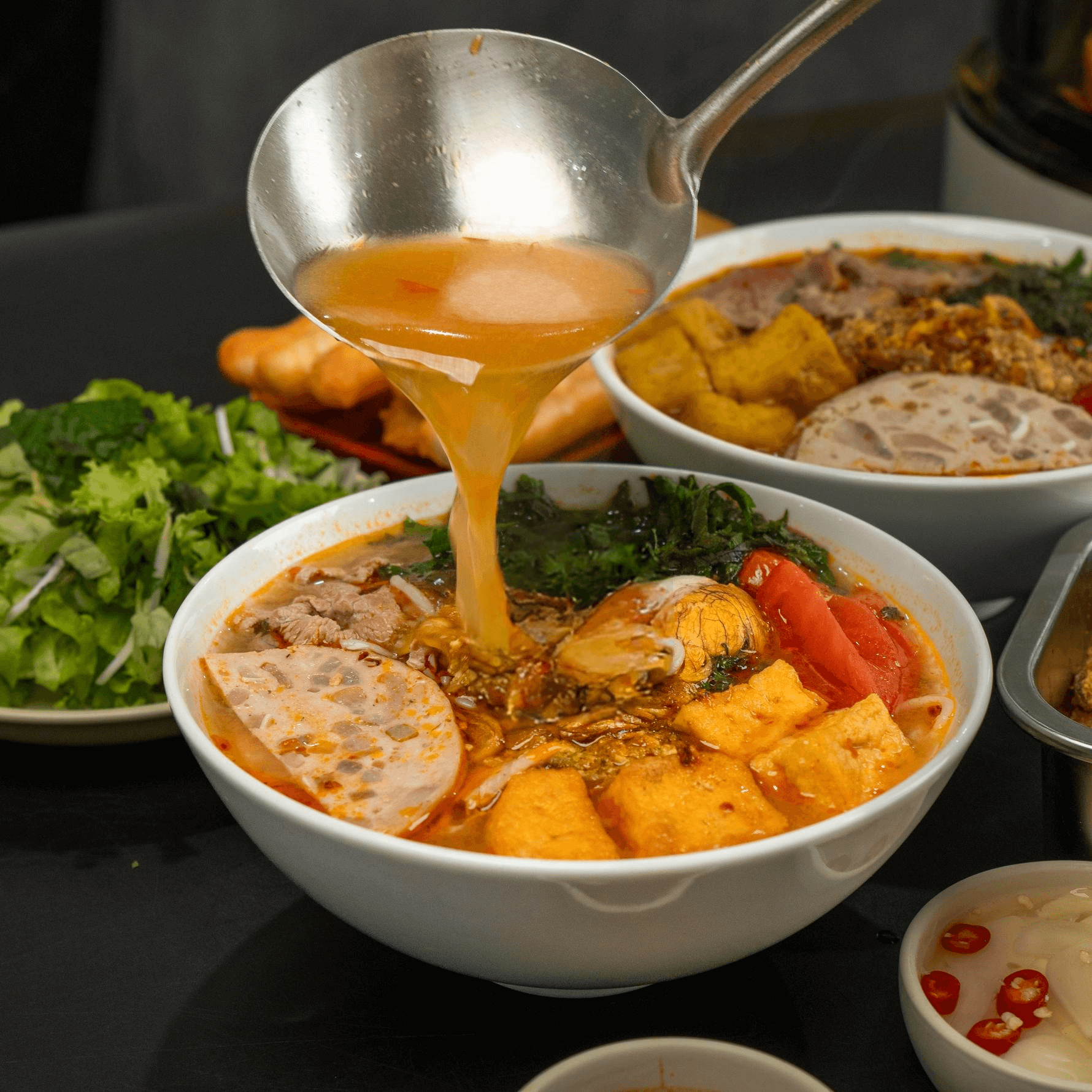 TUYỆT CHIÊU LÀM BÚN RIÊU CUA CHUA NGON CHO NGÀY MƯA GIÓ