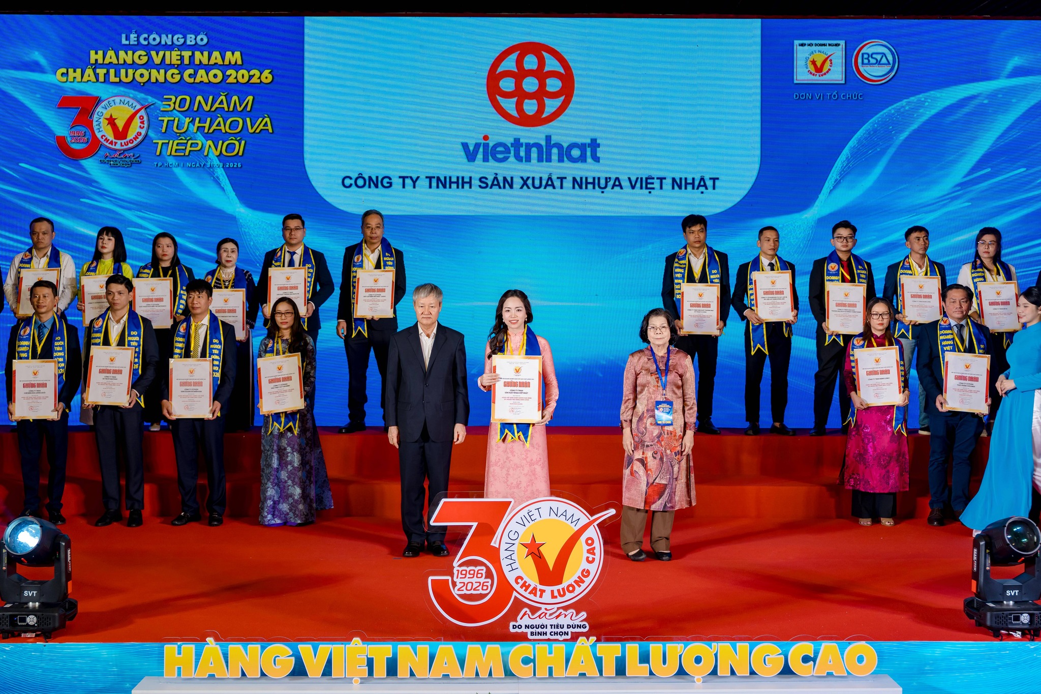 NHỰA VIỆT NHẬT VINH DỰ GÓP MẶT TẠI LỄ CÔNG BỐ HÀNG VIỆT NAM CHẤT LƯỢNG CAO 2026: HÀNH TRÌNH 30 NĂM TỰ HÀO VÀ TIẾP NỐI