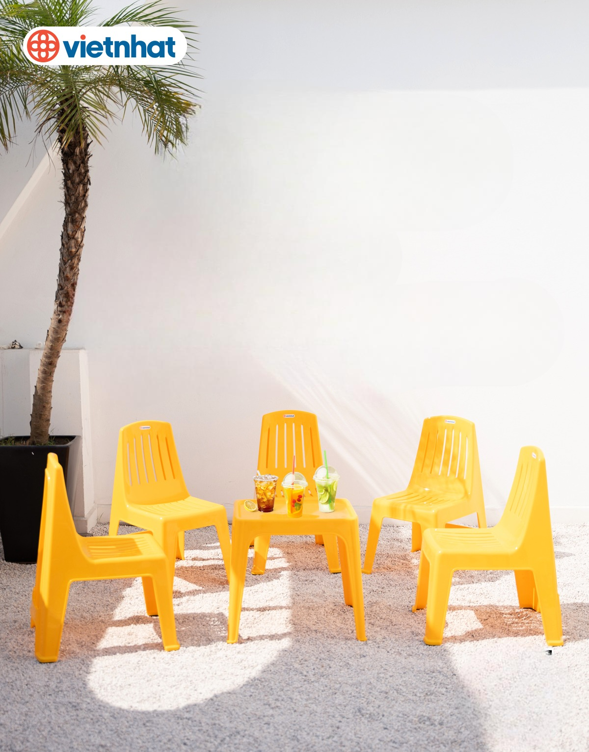 bàn ghế quán ăn