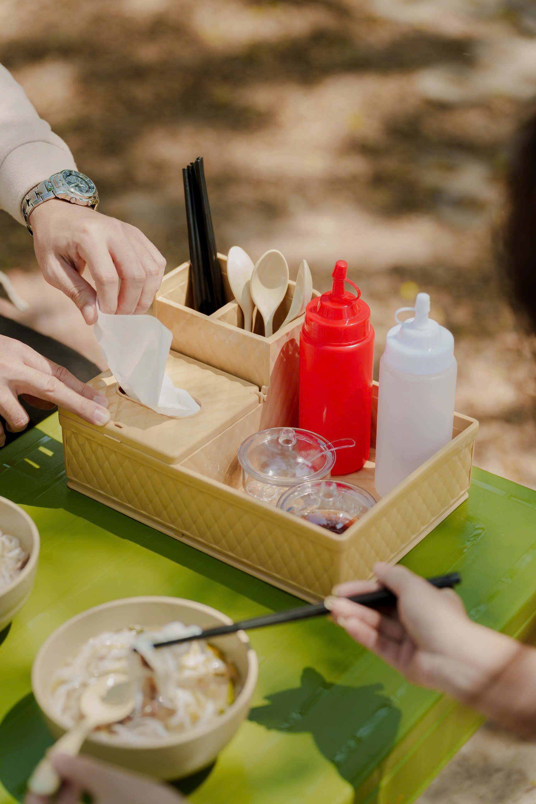 khay đựng đũa thìa, gia vị đa năng