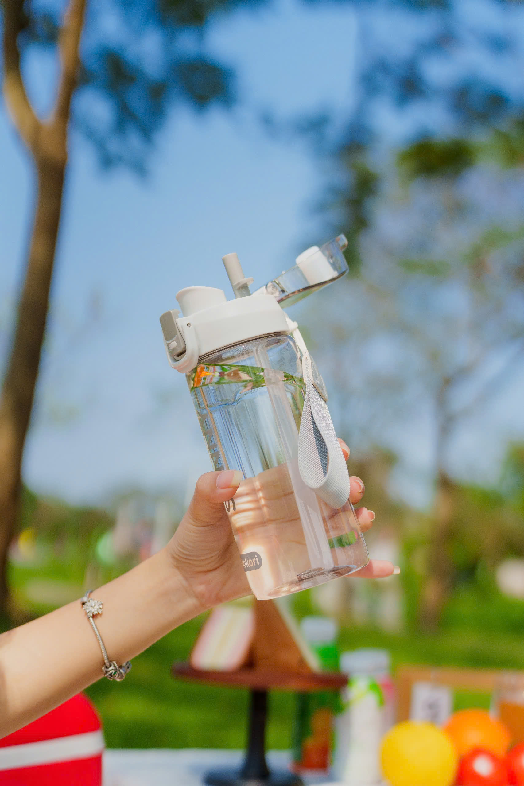 thiết kế bình nước thể thao